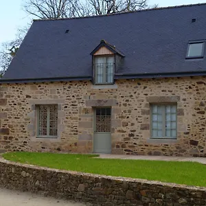  Hébergement de vacances Les Terrasses De La Moglais France